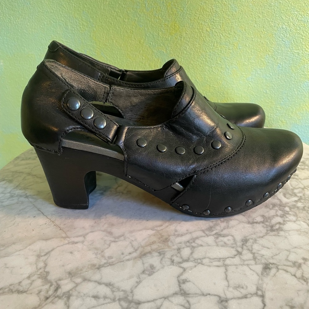 Dansko Ryder Riveted Clogs - Picture 2 of 11
